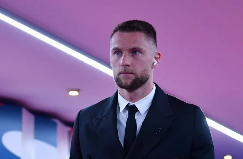 Al Nassr quan tâm đến việc chiêu mộ Milan Skriniar.