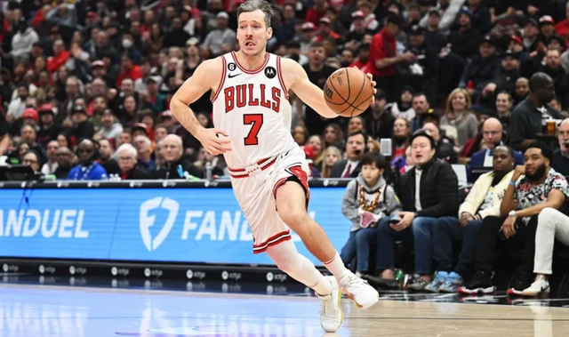 Dragic từng có thời gian thi đấu trong màu áo Chicago Bulls